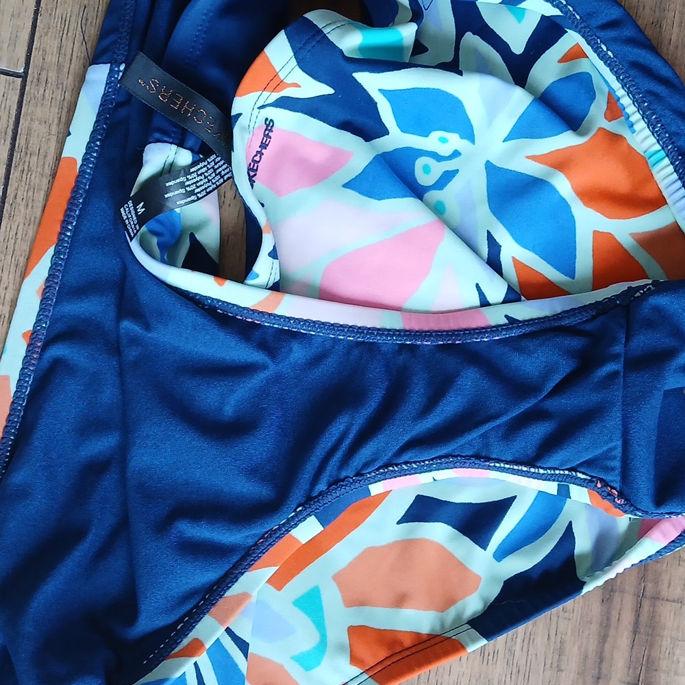 Women's Skechers Floral Patterned 2 Pc Tankini Set Swimwear. Size M - Picture 12 of 17